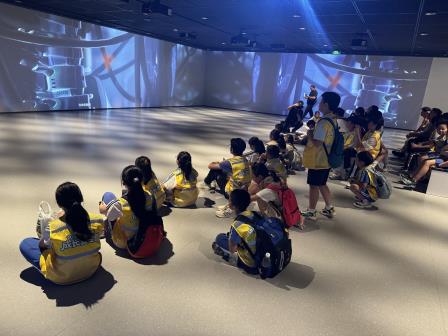 草埔小学学子参与“成长•探索”夏令营：在行走的课堂中传承特区精神