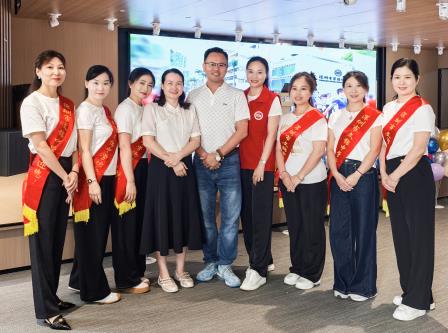 家校同心共育未来，聚力同行再谱新篇 ——翠园文锦中学家长委员会举行2024-2025学年总结表彰大会