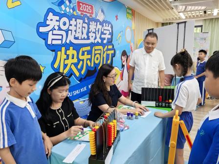 乐学闯关展素养，趣味评价润童心 ——翠竹外国语实验学校一二年级期末素养大通关活动圆满举行 　　