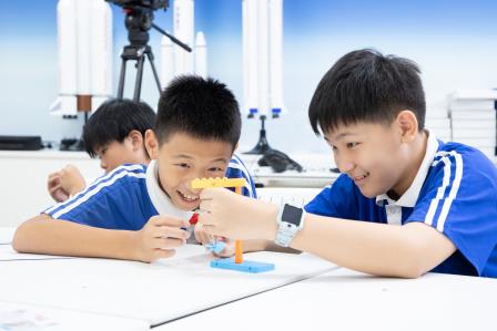 仙桐实验小学学子探秘少科城：当科学课遇上“每周半天计划”