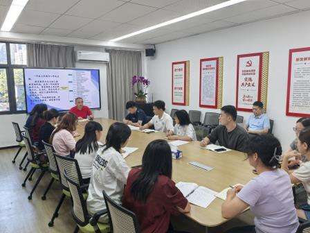 筑梦新起点，一起向未来——湖贝小学召开小幼衔接教师培训会