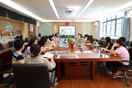 锦田小学开展2025级一年级任课教师培训会
