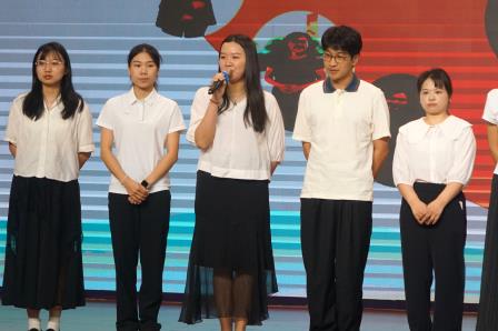 校家携手育新苗 共启成长谱新篇 ——罗湖小学一年级新生家长会圆满召开