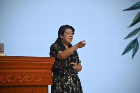 深圳市桂园中学召开新学期教职工大会暨“桂园精神”铸魂讲堂