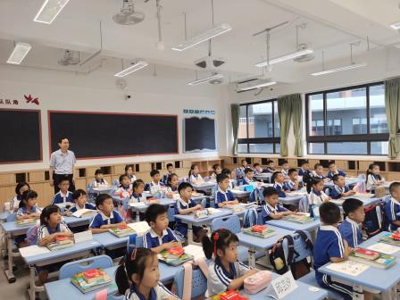 晨光启新程，暖育润童心——东晓小学新生培训日温情启幕