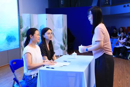 总结复盘明方向，师徒结对传妙招——深圳市仙桐实验小学举行全体教职工会议