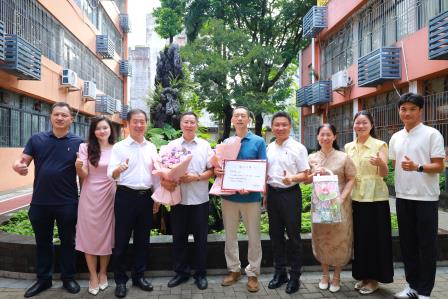 守望一树花开，静候万木参天 ——罗湖实验学校开展庆祝第41个教师节活动