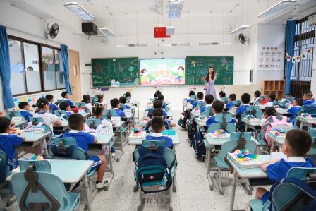 “童”行安芳，新程启航 ——深圳市莲南教育集团安芳小学一年级新生入学培训及家长会圆满举行