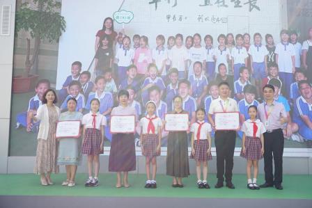 一朝沐杏雨，终生念师恩！——翠竹外国语实验学校2025年教师节温暖活动