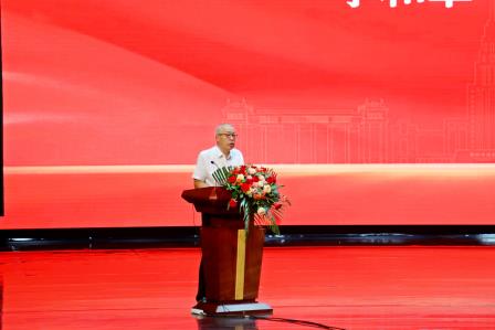 智领未来，集团赋能——深北莫附属布心中学全体教师赴深圳北理莫斯科大学参训