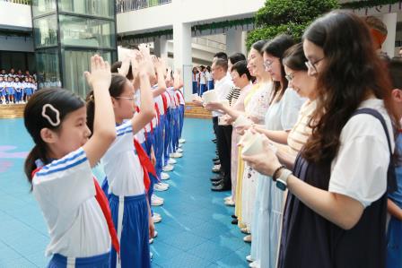 我爱吾师，感恩相伴 ——深圳市莲南教育集团安芳小学开展庆祝第41个教师节活动