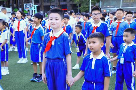 “桐”你一起，礼遇未来——深圳市仙桐实验小学举行2025年秋季开学典礼