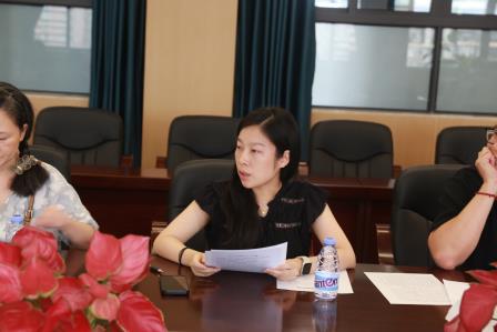 深圳市布心小学召开2025年秋季一年级教师培训会
