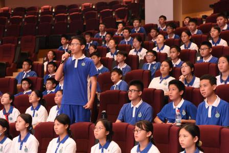 簕杜鹃禁毒宣讲团进校园！罗湖未来学校学子沉浸式筑牢禁毒防线