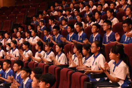 簕杜鹃禁毒宣讲团进校园！罗湖未来学校学子沉浸式筑牢禁毒防线