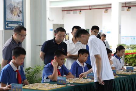 深圳市罗湖区滨河实验中学成功承办“全民全运，同心同行”象棋大师进校园活动｜楚河汉界承棋韵，丹心教坛育桃李