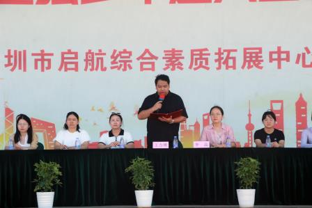 少年何须惧骄阳，意气风发英姿飒——翠园文锦中学2025级初一新生国防教育活动纪实