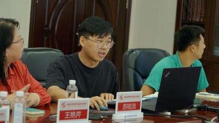 凝心聚力创优秀，锐意进取谱新篇 ——罗外初中举行“优秀科组”申报评选汇报会