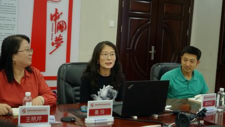 凝心聚力创优秀，锐意进取谱新篇 ——罗外初中举行“优秀科组”申报评选汇报会