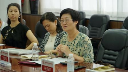 凝心聚力创优秀，锐意进取谱新篇 ——罗外初中举行“优秀科组”申报评选汇报会