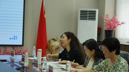 凝心聚力创优秀，锐意进取谱新篇 ——罗外初中举行“优秀科组”申报评选汇报会