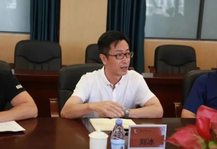 数字浪潮 布心领航——罗湖区人大代表、政协委员莅临布心小学调研数字化教育