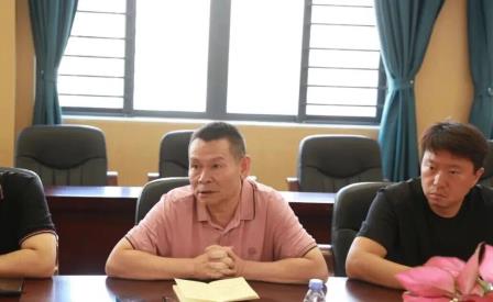 数字浪潮 布心领航——罗湖区人大代表、政协委员莅临布心小学调研数字化教育