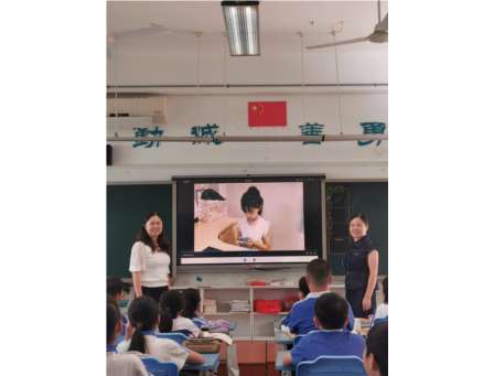 一段视频显师爱，传承育人暖初心——深圳市水库小学开展教师节庆祝活动
