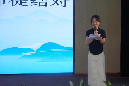 青蓝结对传薪火，山海辉映共成长 ——深圳市梧桐小学开展师徒结对暨青年教师培训会