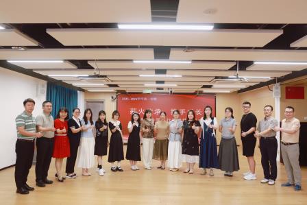 薪火传承，携手成长——深圳市布心小学举行师徒结对仪式