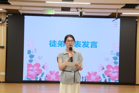 薪火传承，携手成长——深圳市布心小学举行师徒结对仪式