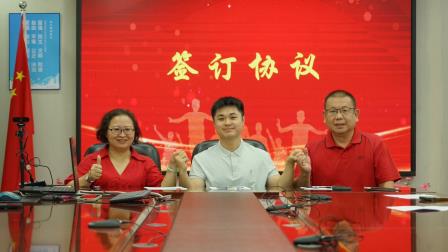 青蓝相接传帮带，薪火相传共成长 ——罗外初中举行“青蓝工程”结对仪式