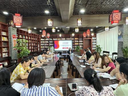 聚焦新质课堂，赋能高质量发展——罗湖外语实验学校召开新学期科组长、备课组长会议