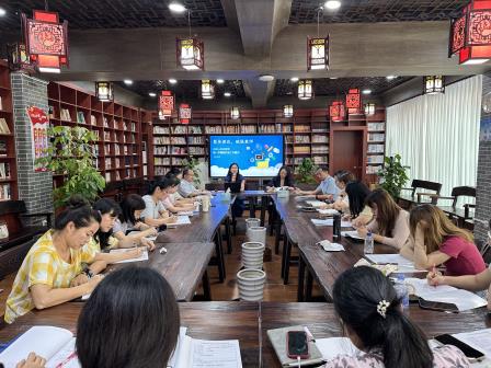 聚焦新质课堂，赋能高质量发展——罗湖外语实验学校召开新学期科组长、备课组长会议