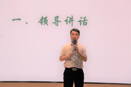 凝心聚力促成长 共绘教育新蓝图 ——翠竹外国语实验学校召开青年教师会议