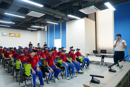 金融安全进校园，“小小守护者”在行动——人民小学小少警走进深圳少年警营学习金融安全知识