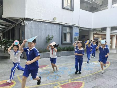 筑牢安全防线，守护生命成长——深圳市翠茵学校开展地震应急疏散演练活动