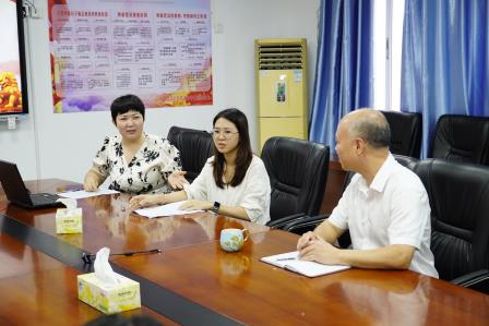 聚焦课博赋能成长 双团联动共探育人新路径——凤光小学开展罗湖区课博会专题教研活动