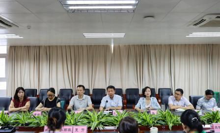 青蓝共济启新程，师徒同心育英才
