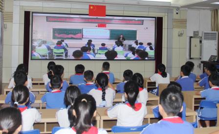 新时代少年探秘甲骨文 共筑美好梦想 ——深圳市南湖小学开展主题思政教育活动