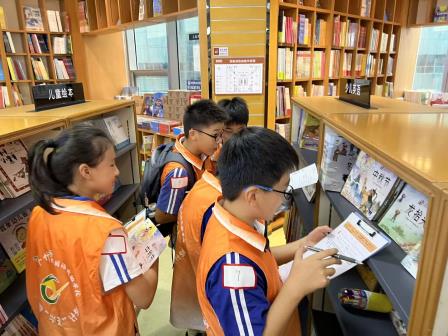 探秘书城·破界阅读 ——翠竹外国语实验学校“中秋奇妙阅”带领学生开启文化探索之旅