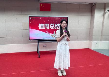 文明润童心 品行促成长——深圳市螺岭外国语实验学校开展升旗课程展示活动