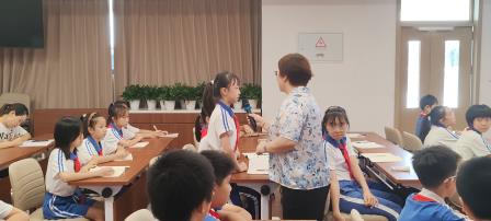 东纵精神薪火传   东晓学子立志承——深圳市东晓小学张弘校长主讲“东纵精神我传承”思政课