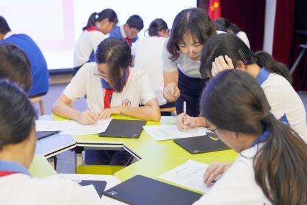 聚焦新教材，赋能新课堂 ——深圳市美术学科新教材研训在港中大（深圳）附属礼文学校举行