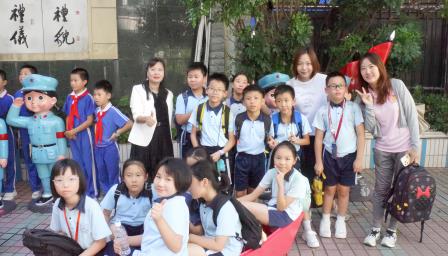 深港学子携手开展红色研学之旅，共同续写“春天的故事”