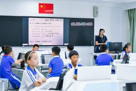 科创赋能 筑梦前行——深圳市景贝小学开展2025-2026学年科学信息周活动