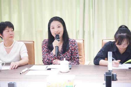 融汇贯通承新质，智慧教研谱新篇 —— 翠竹外国语实验学校英语科组召开 2025-2026 学年第一学期教研会议