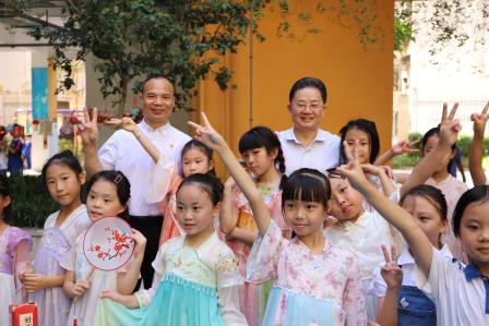 童心喜乐迎中秋    传统文化润校园——深圳市向西小学举办中秋游园会
