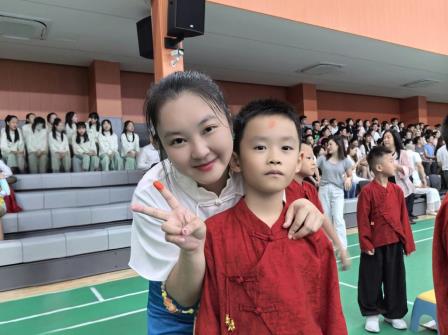  开笔启智，礼润人生——深圳市怡景小学2025一年级新生开笔礼圆满举行