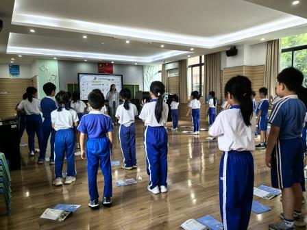 勤研磨打造新品质，齐教研迈向高质量 ——深圳市梧桐小学开展新教师研磨课暨推门听课活动